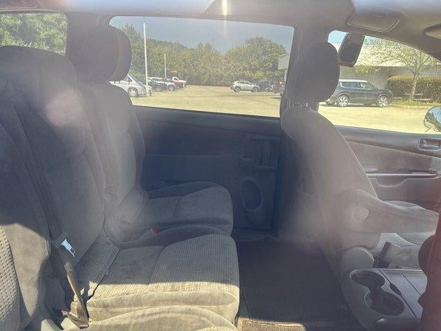 2009 Toyota Sienna 5dr 8-Pass Van LE FWD (Natl)