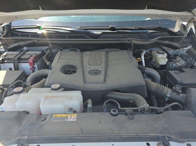 2024 Toyota Tundra 4WD 4WD SR5 CrewMax 5.5' Bed (Natl)