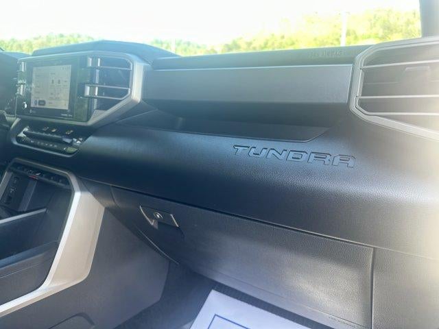 2024 Toyota Tundra 4WD 4WD SR5 CrewMax 5.5' Bed (Natl)