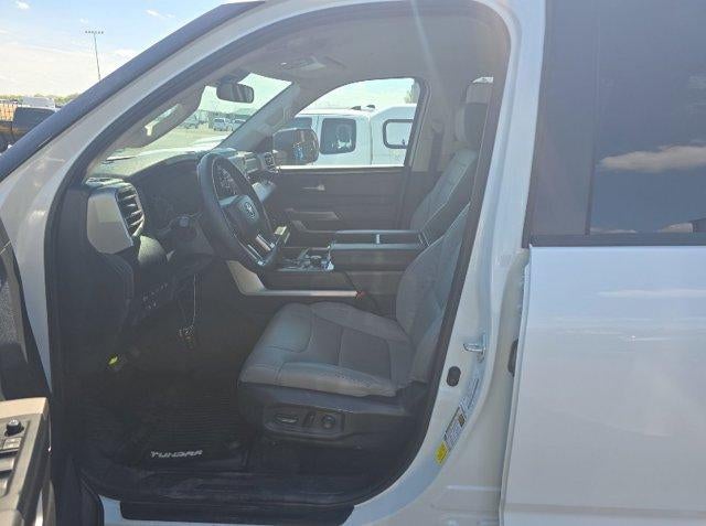 2024 Toyota Tundra 4WD 4WD SR5 CrewMax 5.5' Bed (Natl)