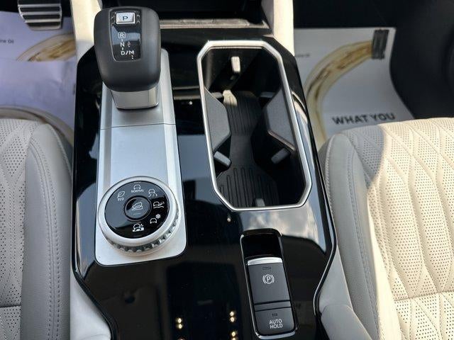 2025 Mitsubishi Outlander Platinum Edition S-AWC