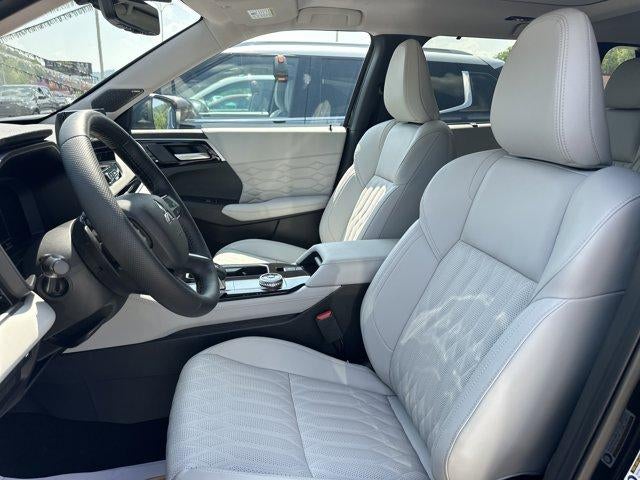2025 Mitsubishi Outlander Platinum Edition S-AWC