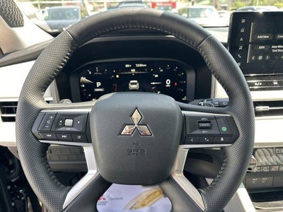 2025 Mitsubishi Outlander Platinum Edition S-AWC
