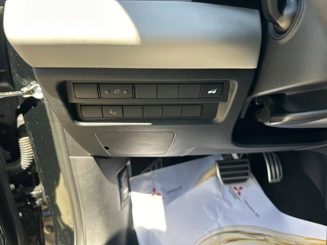 2025 Mitsubishi Outlander Platinum Edition S-AWC
