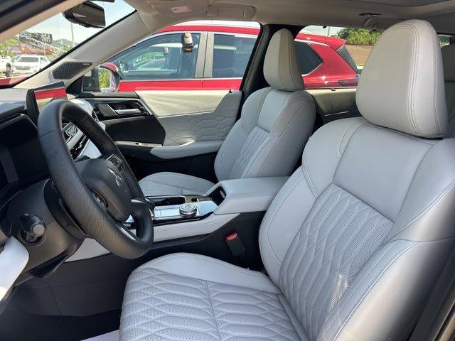 2025 Mitsubishi Outlander Platinum Edition S-AWC