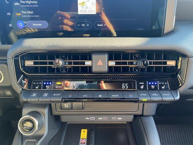 2025 Toyota Land Cruiser 4WD (GS)