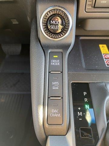 2025 Toyota Land Cruiser 4WD (GS)