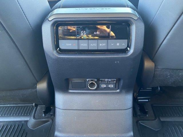 2025 Toyota Land Cruiser 4WD (GS)