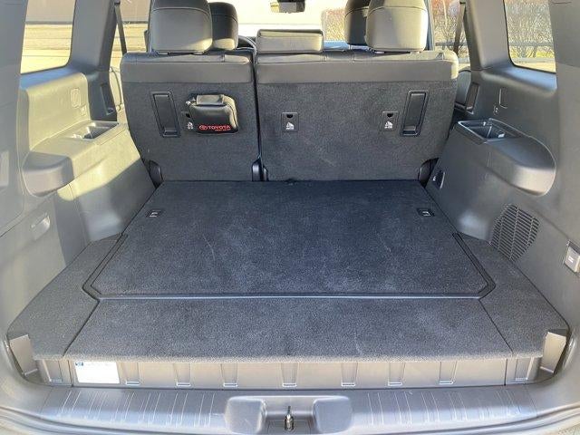 2025 Toyota Land Cruiser 4WD (GS)