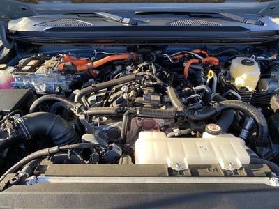 2025 Toyota Land Cruiser 4WD (GS)