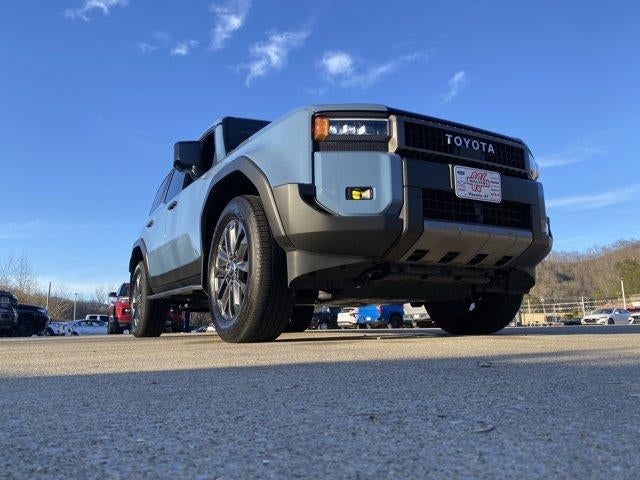 2025 Toyota Land Cruiser 4WD (GS)