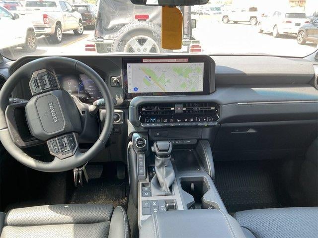2025 Toyota Land Cruiser 4WD (Natl)
