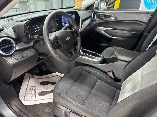 2024 Chevrolet Trax FWD 4dr LS