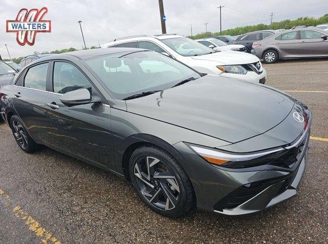 2024 Hyundai ELANTRA Limited IVT