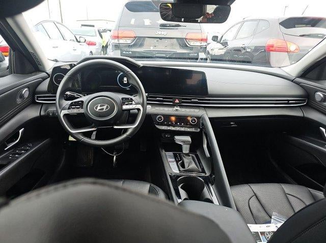 2024 Hyundai ELANTRA Limited IVT
