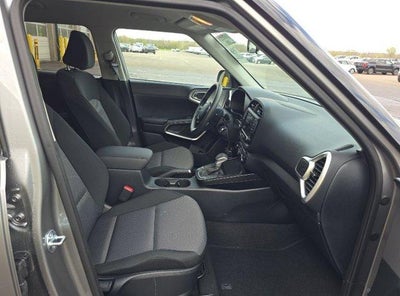 2025 Kia Soul LX FWD