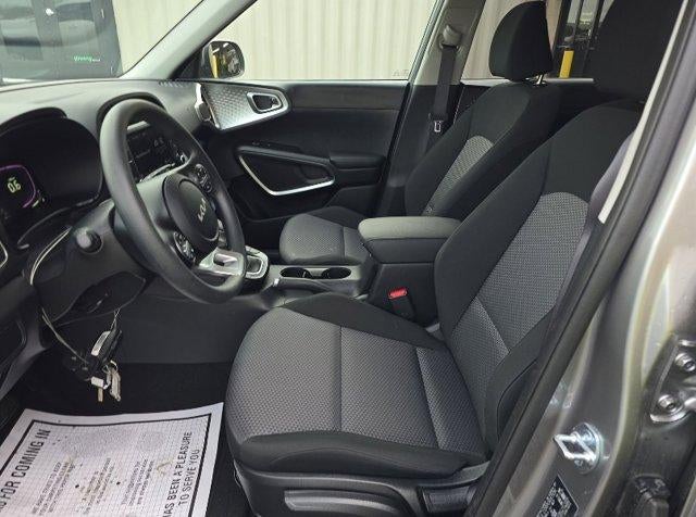 2025 Kia Soul LX FWD