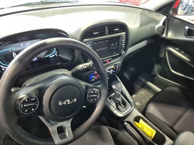 2024 Kia Soul LX IVT