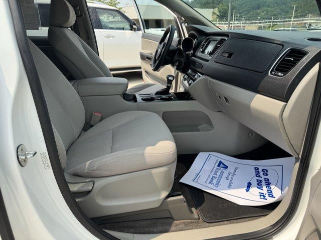 2021 Kia Sedona LX FWD