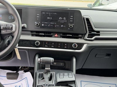 2024 Kia Sportage LX AWD