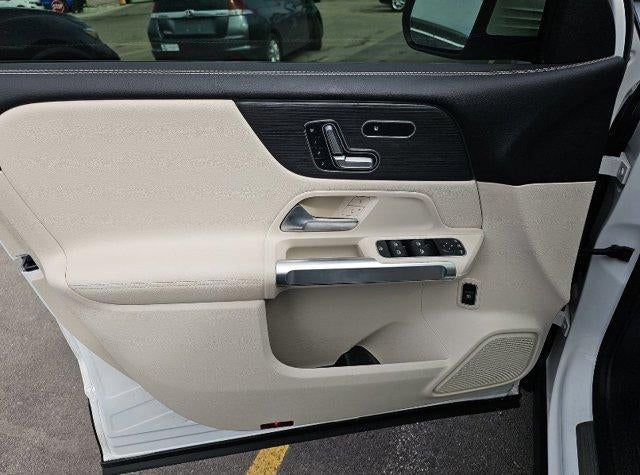 2025 Mercedes-Benz GLB GLB 250 4MATIC® SUV